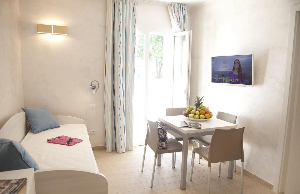 Marina Beach Suite Hotel Rimini Exterior photo