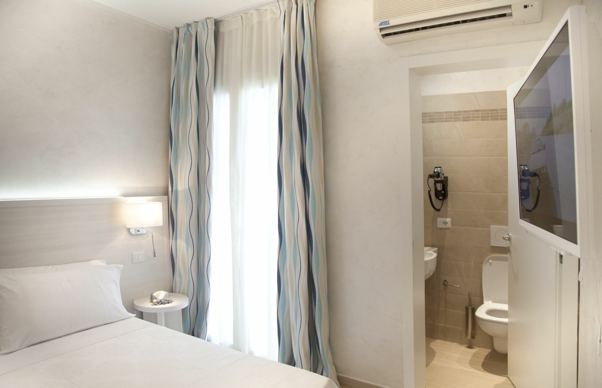 Marina Beach Suite Hotel Rimini Exterior photo